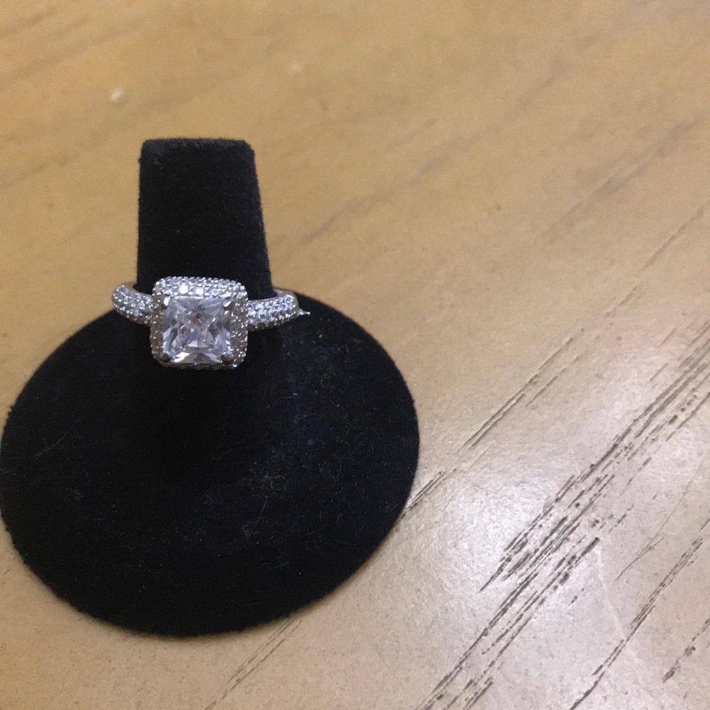 925 Sterling Silver Solitaire Cz Ring - image 1